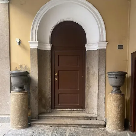 Brera Center Milano-the Art Of Living-metro Daire